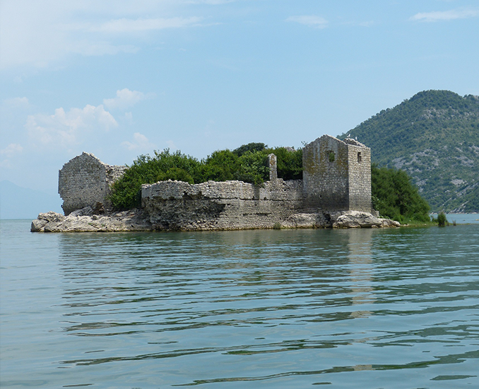 monasteries and fortress lake skadar