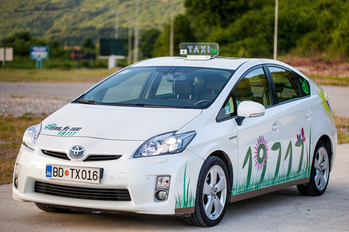 Terrae-Taxi Toyota Prius